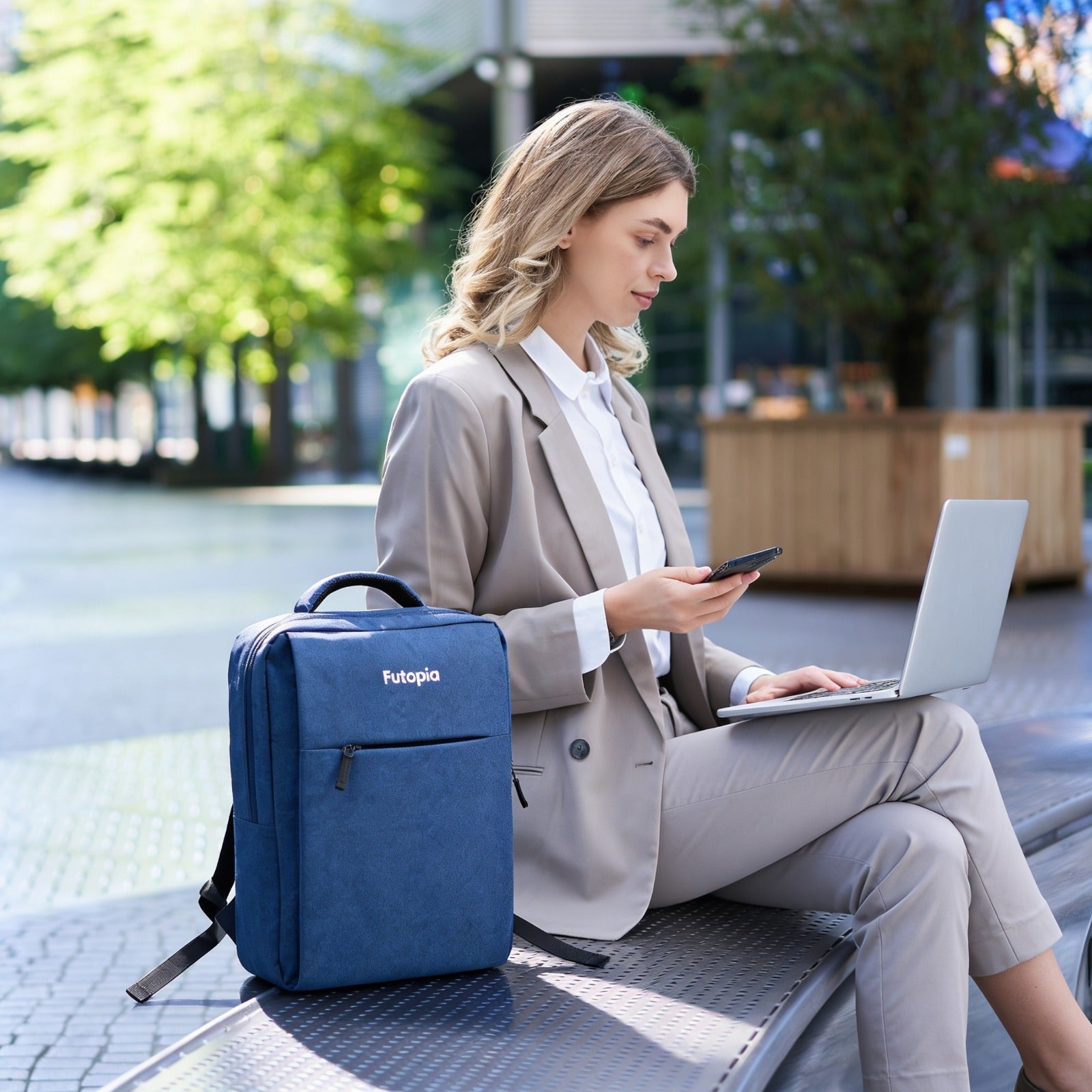 Futopia Premium 15.6-Inch Expandable Laptop Backpack – Water-Resistant Polyester Business Travel Bag with Wet/Dry Compartment & 2 Front Zipper Pockets